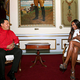 Illustration for article titled Hugo Chavez Receives Diplomatic Mission From Naomi Campbell And Her Rogue Mobile Phone
